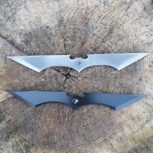 BatKnive Coeur Acier couteau de lancer rotation