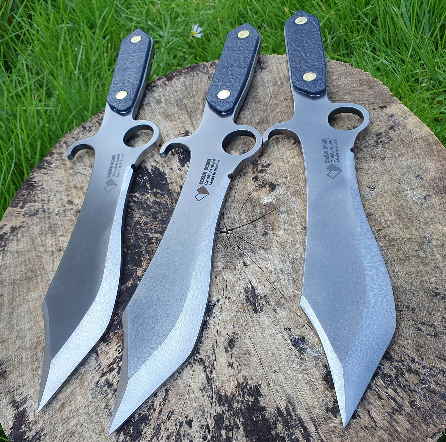 Le couteau de Ra's al Ghul est un couteau pour la rotation